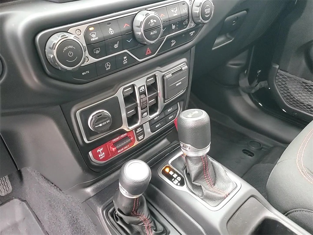 2021 JEEP WRANGLER - Image 18