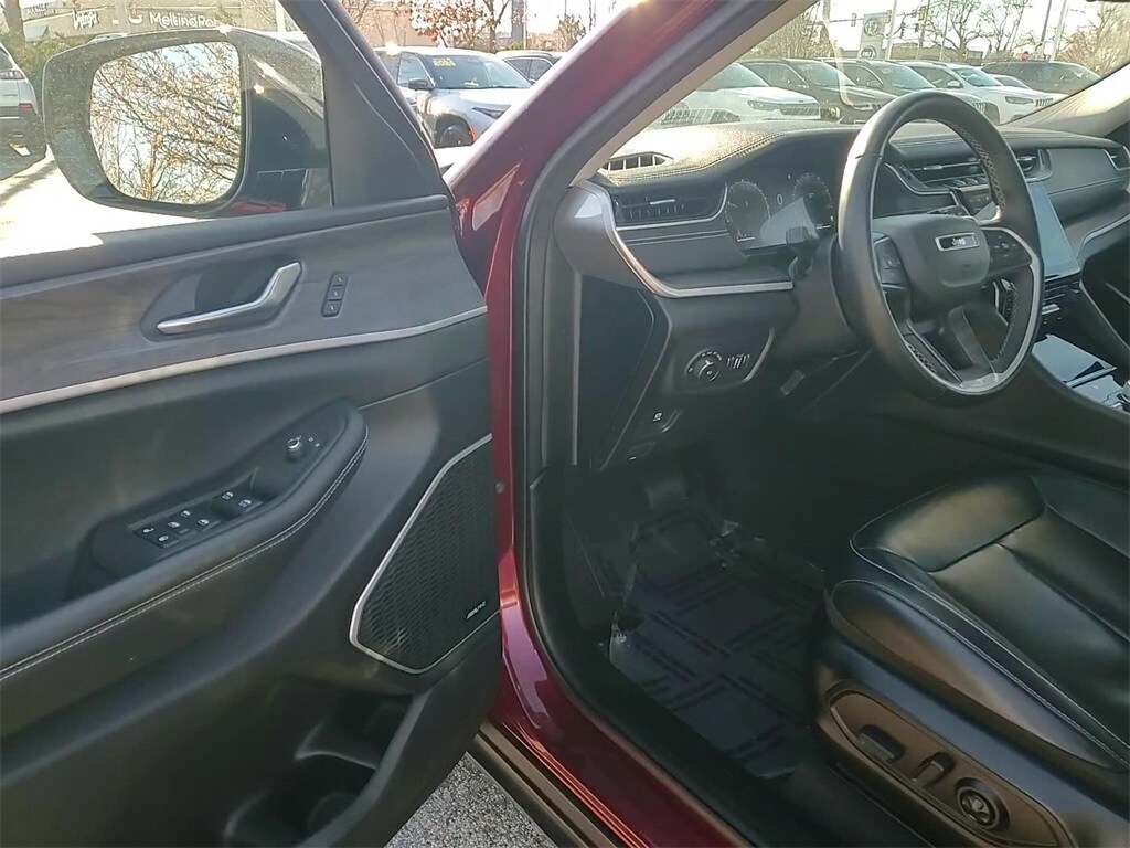 2022 JEEP GRAND CHEROKEE L - Image 8