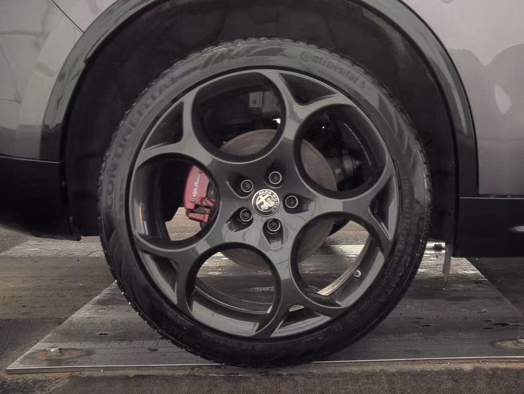 2024 ALFA ROMEO STELVIO - Image 6