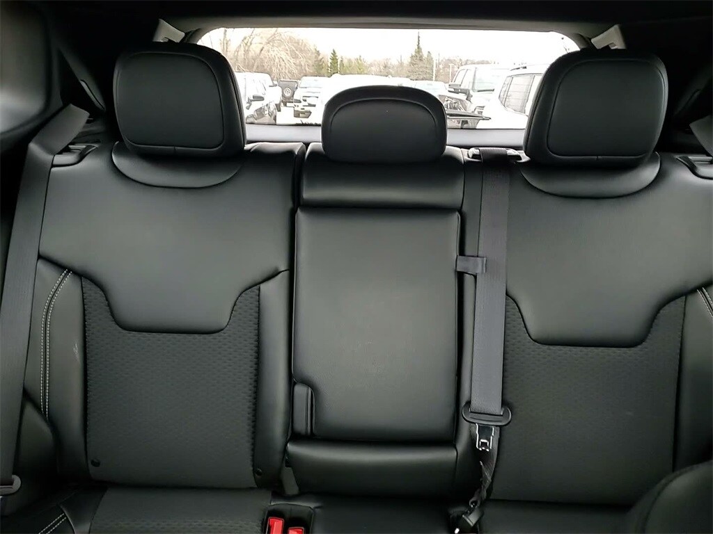 2023 JEEP COMPASS - Image 31