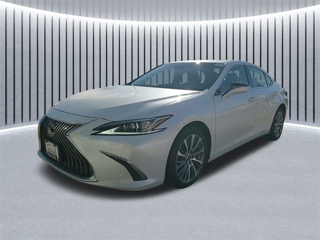 2021 LEXUS ES - Image 22