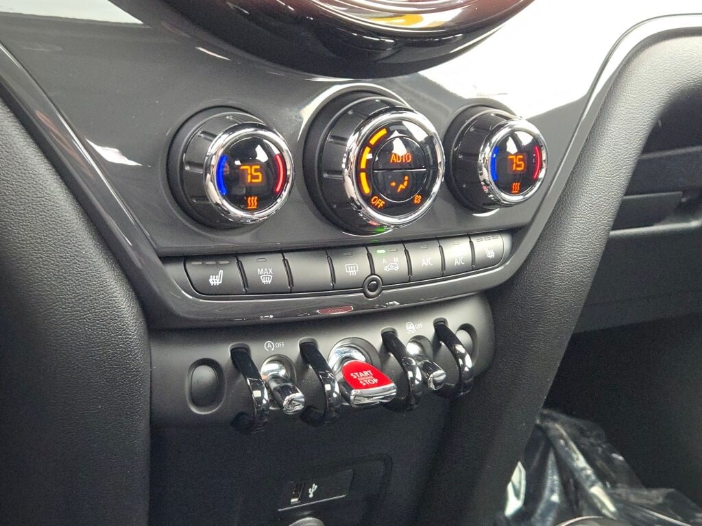 2022 MINI COUNTRYMAN - Image 27