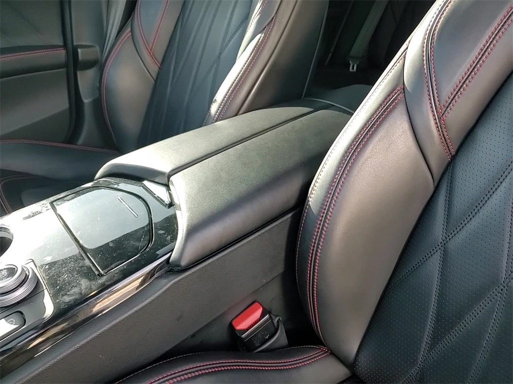 2022 MASERATI QUATTROPORTE - Image 17