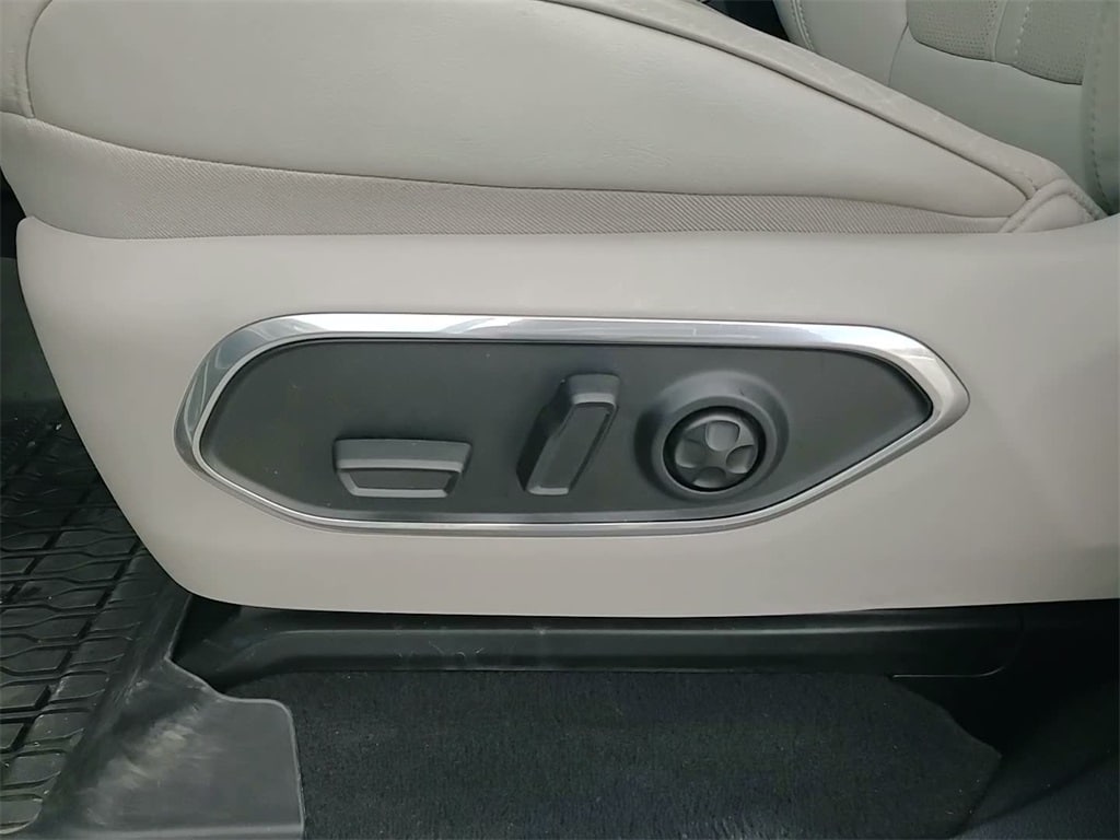 2024 JEEP WAGONEER - Image 27