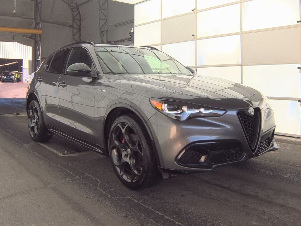 2024 ALFA ROMEO STELVIO - Image 1