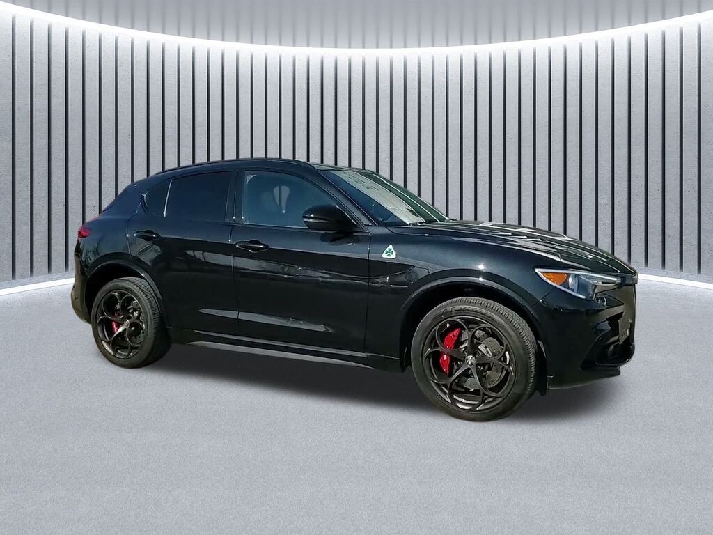 Used 2023 Alfa Romeo Stelvio Quadrifoglio SUV