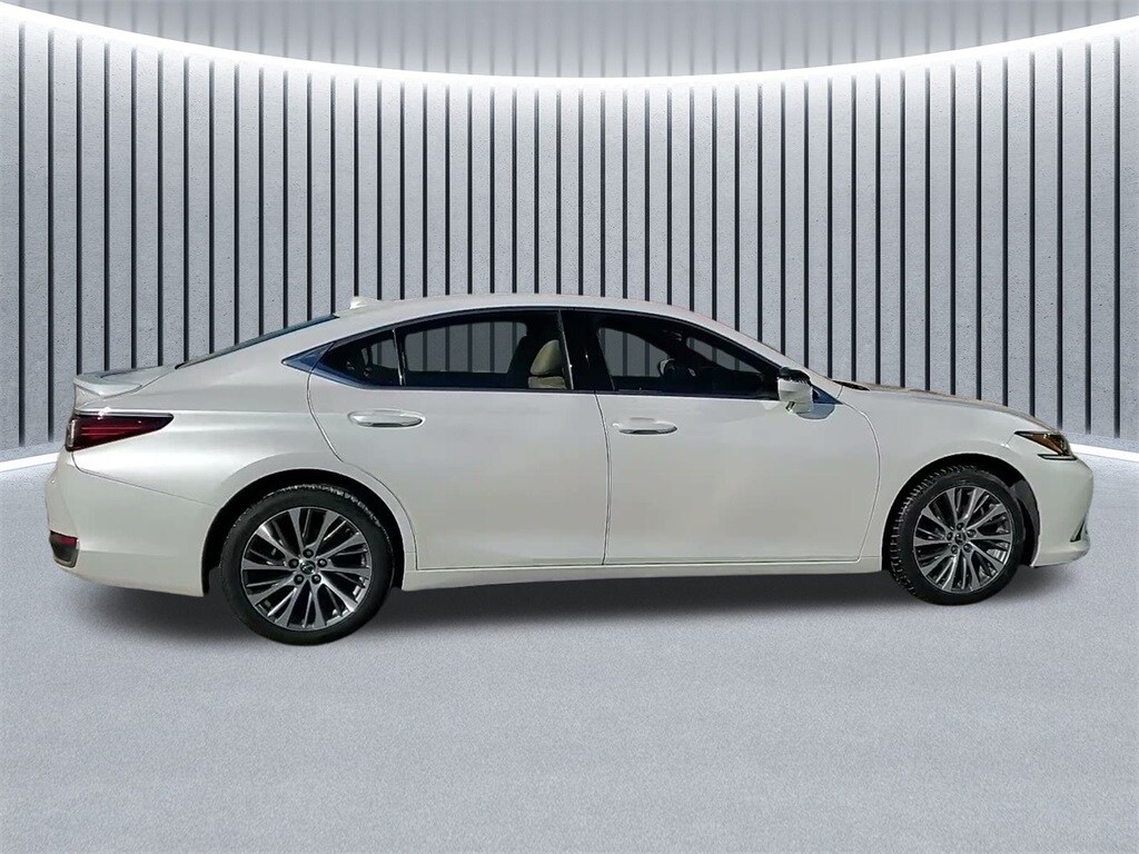 2021 LEXUS ES - Image 7