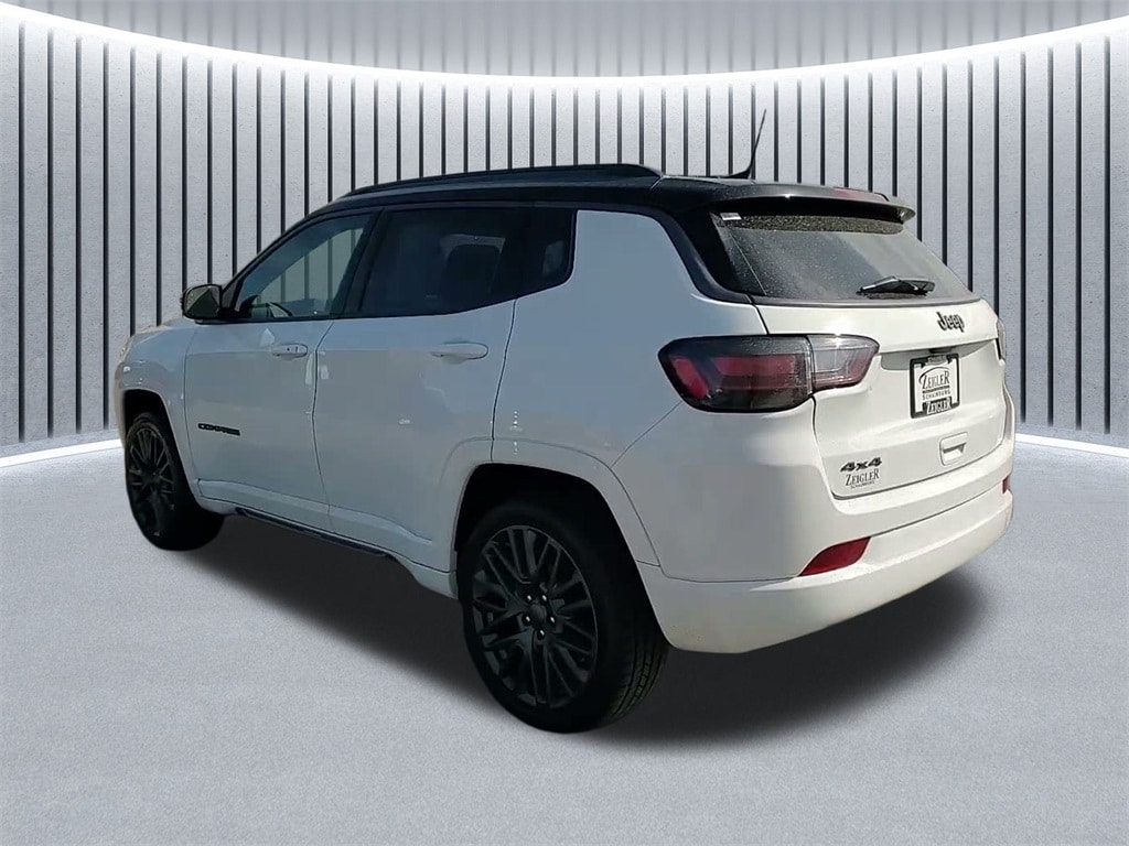 2022 JEEP COMPASS - Image 13