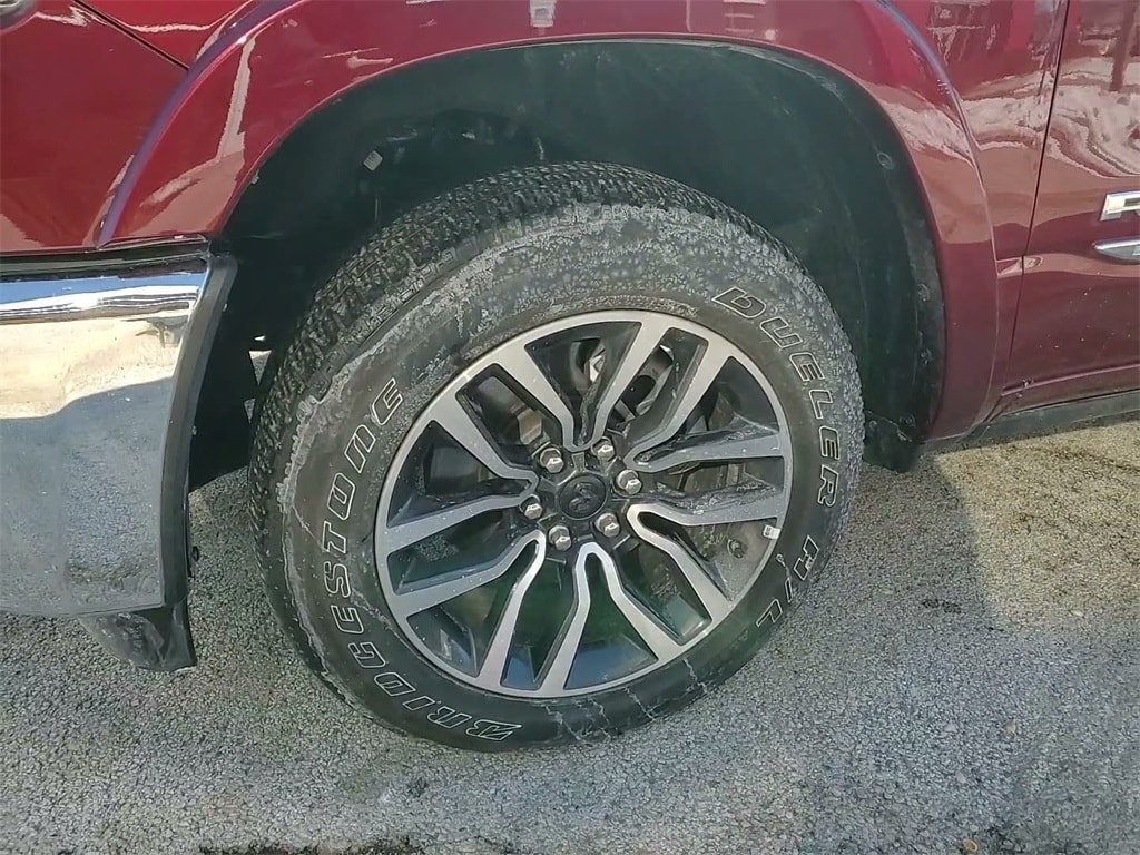 2025 RAM 1500 - Image 16