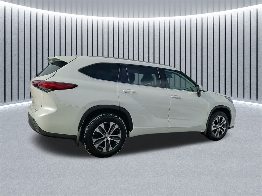 2021 TOYOTA HIGHLANDER - Image 8