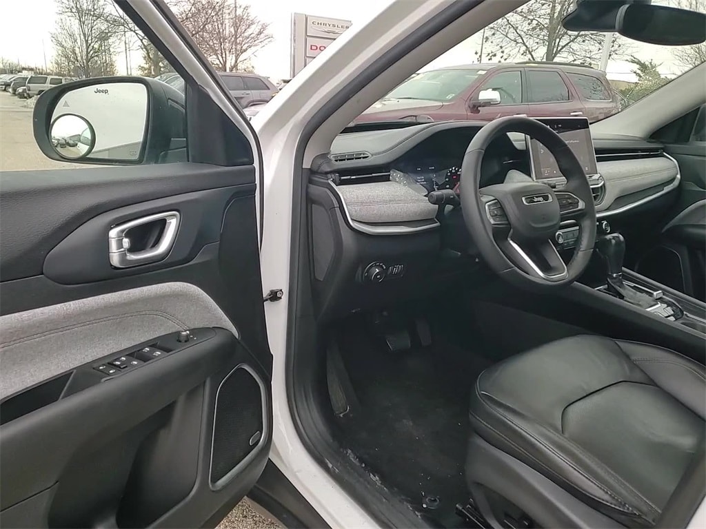 2022 JEEP COMPASS - Image 10