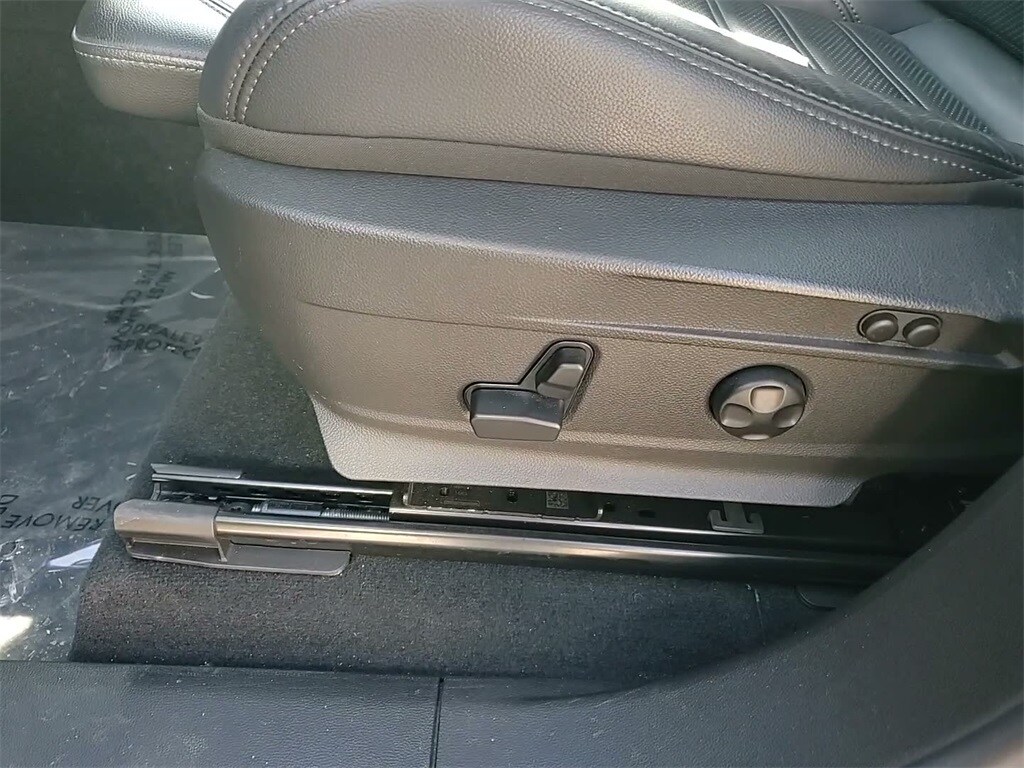 2023 ALFA ROMEO STELVIO - Image 25