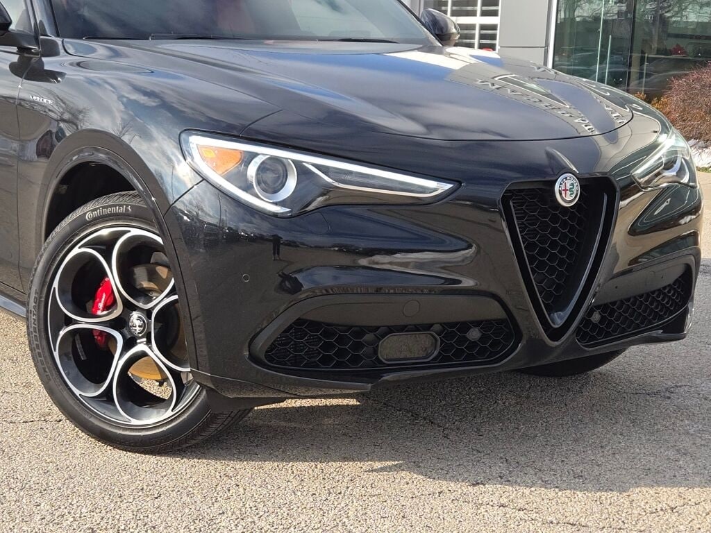 Used 2023 Alfa Romeo Stelvio Ti SUV