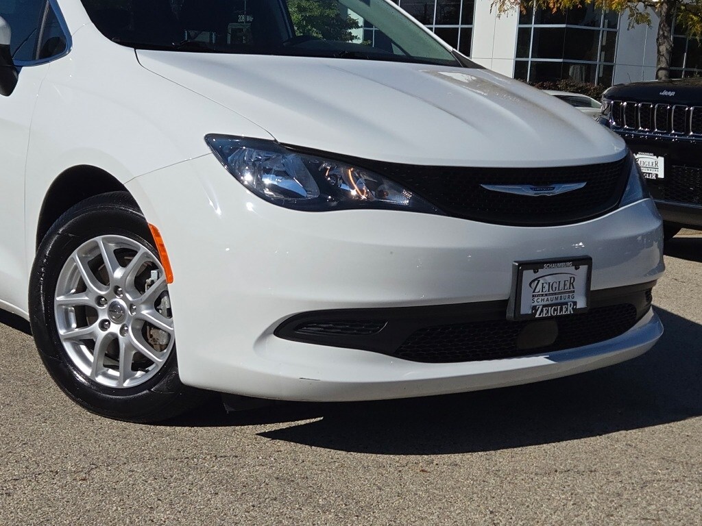 Certified 2021 Chrysler Voyager LX Van Passenger Van