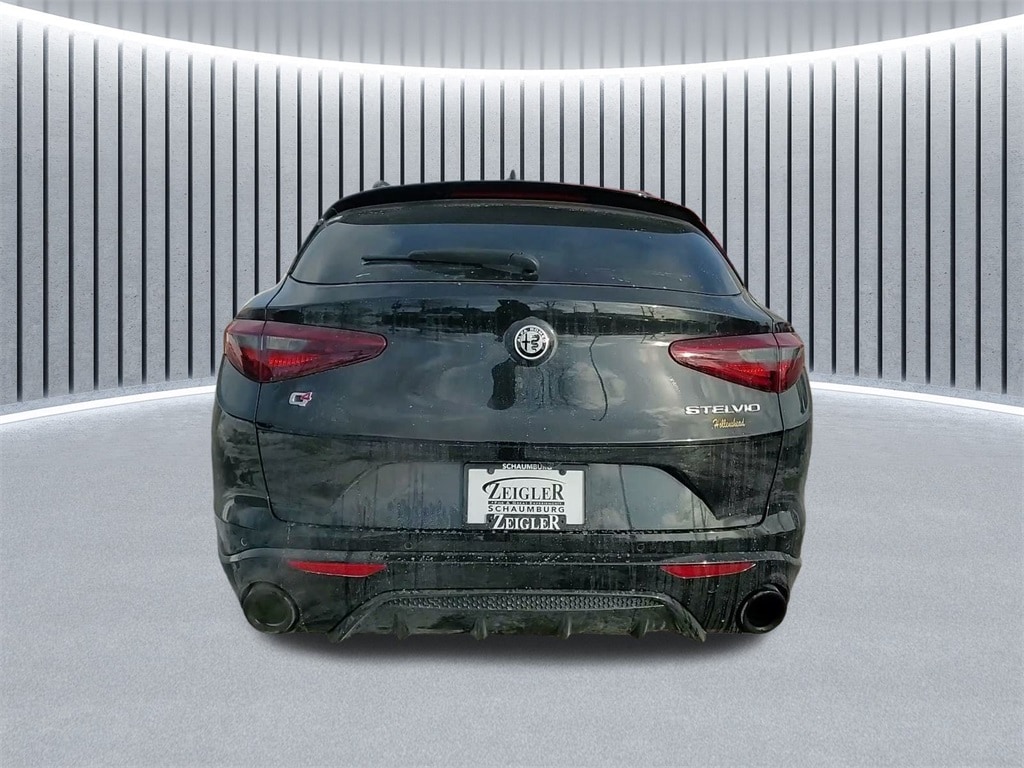 2022 ALFA ROMEO STELVIO - Image 11