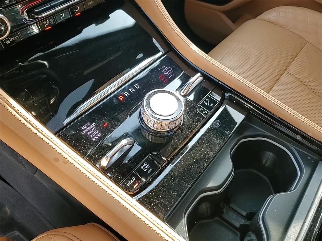 2023 JEEP GRAND CHEROKEE L - Image 17