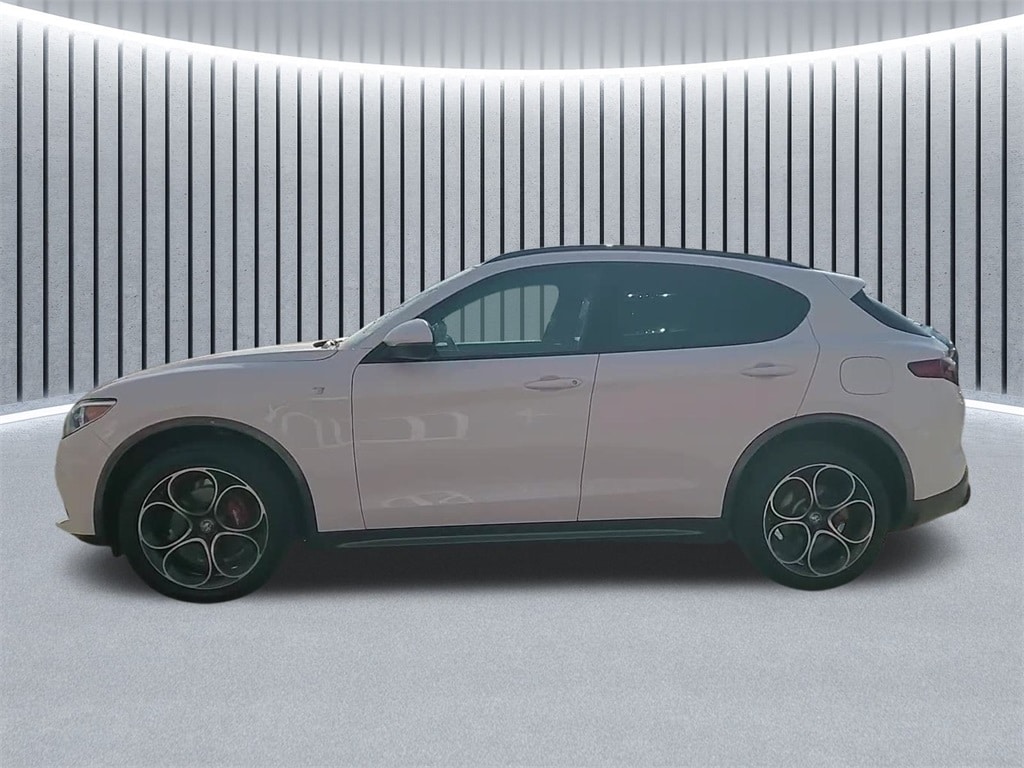 2022 ALFA ROMEO STELVIO - Image 6