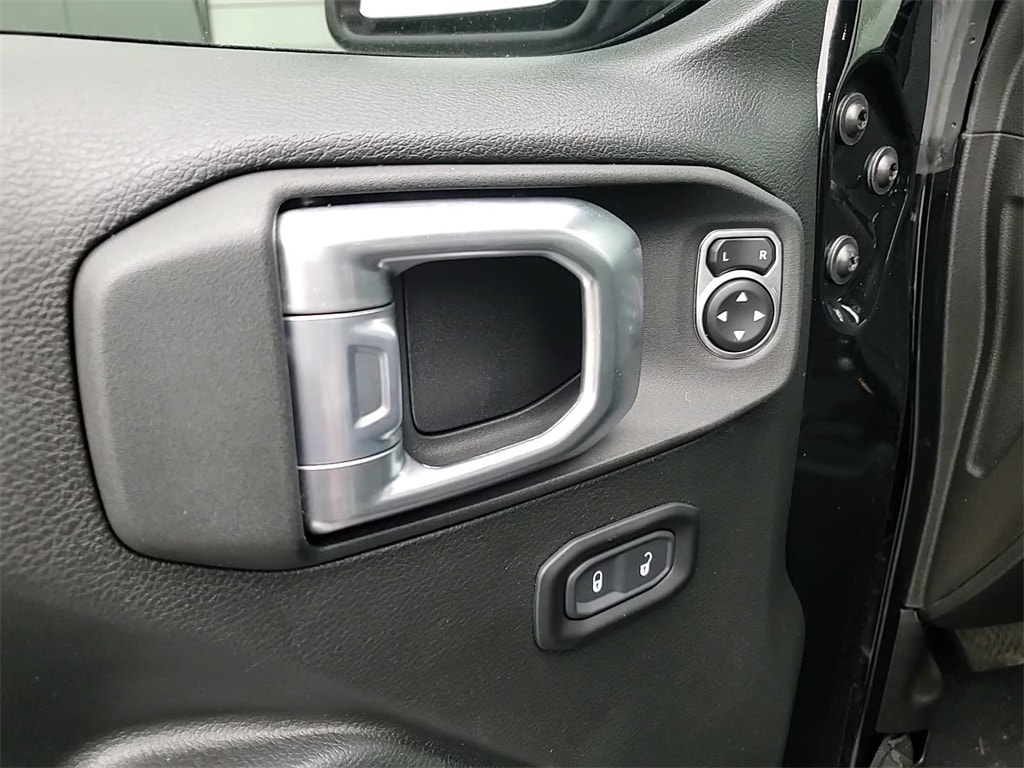 2021 JEEP WRANGLER - Image 11