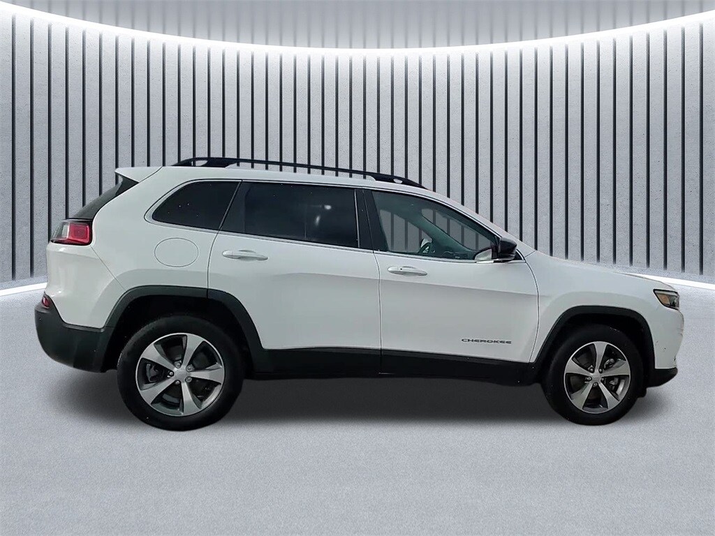 2022 JEEP CHEROKEE - Image 2
