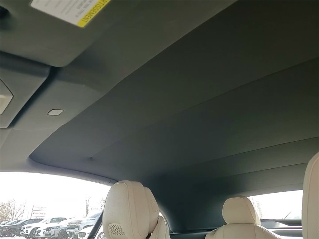 2022 BMW M850I - Image 37