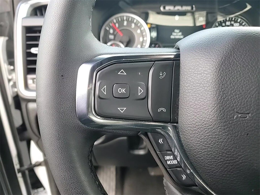 2025 RAM 1500 - Image 14