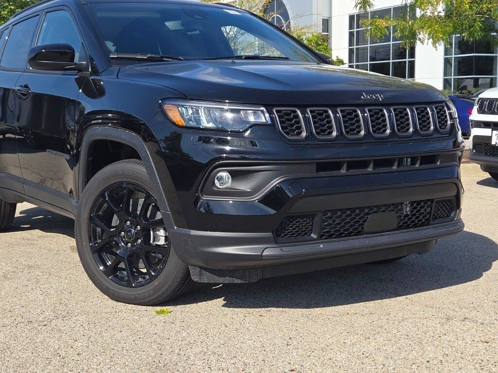 New 2026 Jeep Compass Latitude SUV