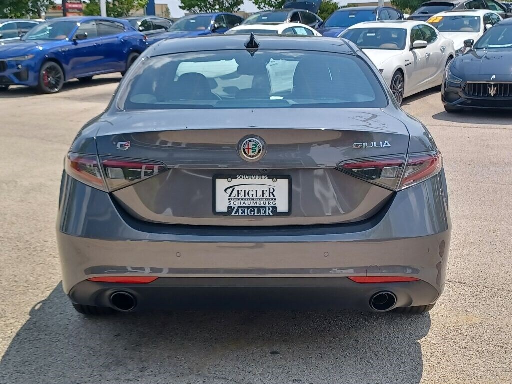 2024 ALFA ROMEO GIULIA (952) - Image 12