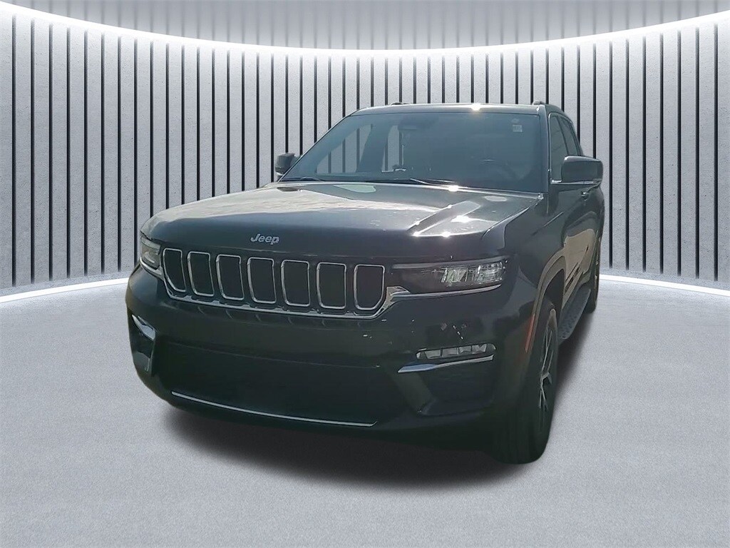 2023 JEEP GRAND CHEROKEE - Image 17