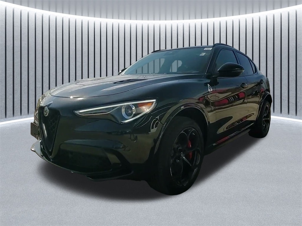 2023 ALFA ROMEO STELVIO - Image 18
