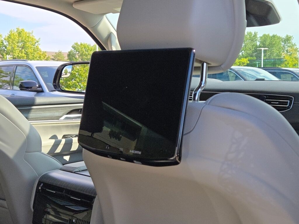 2024 JEEP WAGONEER - Image 11