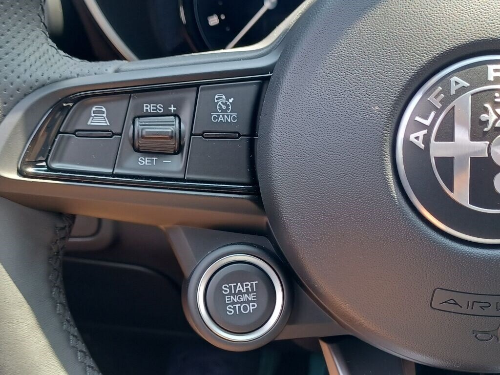 2024 ALFA ROMEO GIULIA (952) - Image 27