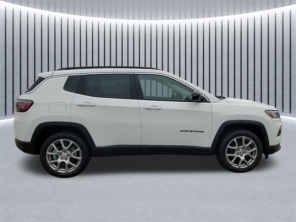 2022 JEEP COMPASS - Image 2