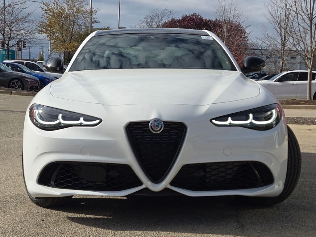 New 2025 Alfa Romeo Giulia Sedan
