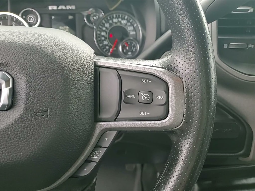 2024 RAM 3500 - Image 28