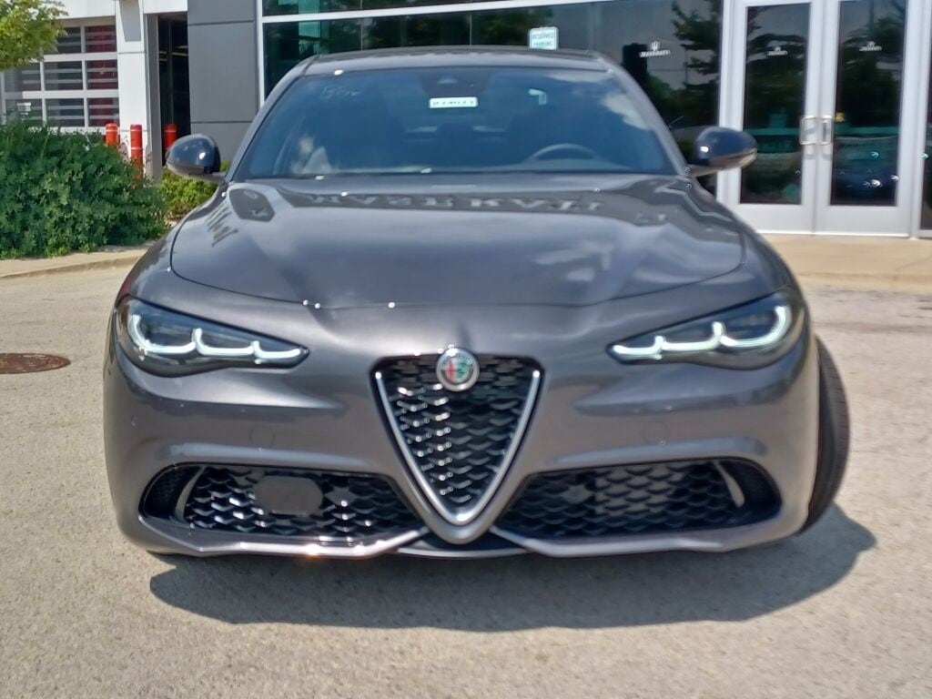 2024 ALFA ROMEO GIULIA (952) - Image 4