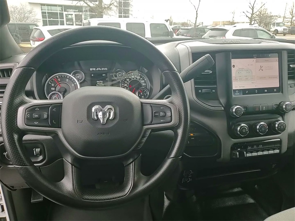 2024 RAM 3500 - Image 34