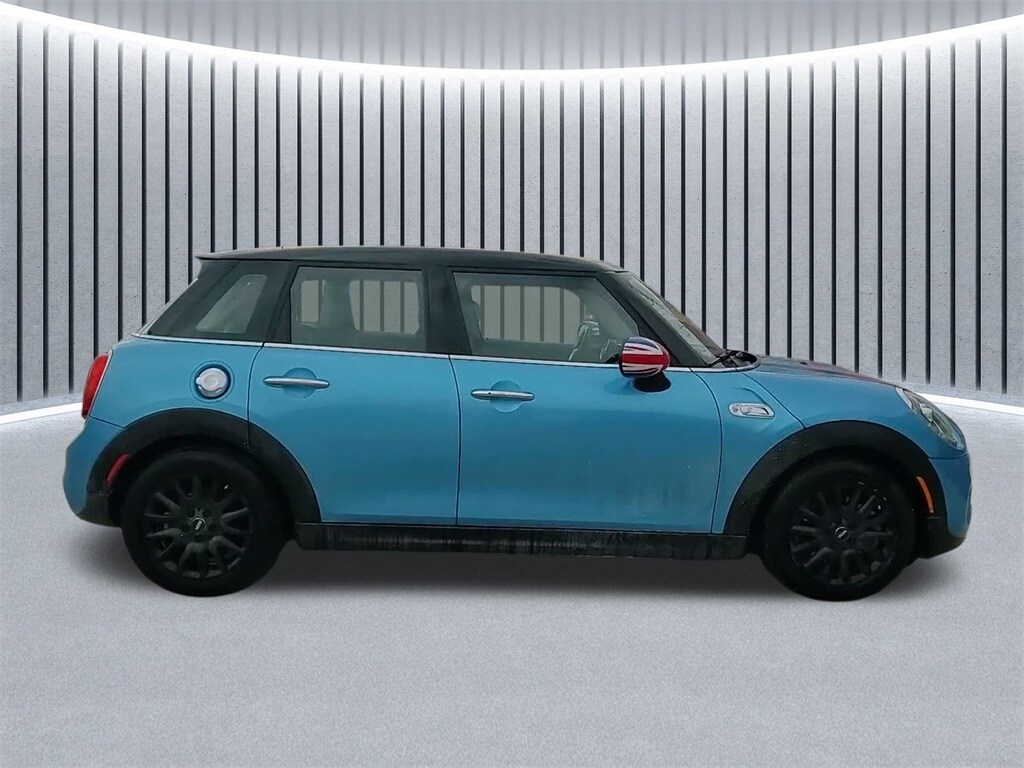 2019 MINI HARDTOP - Image 4