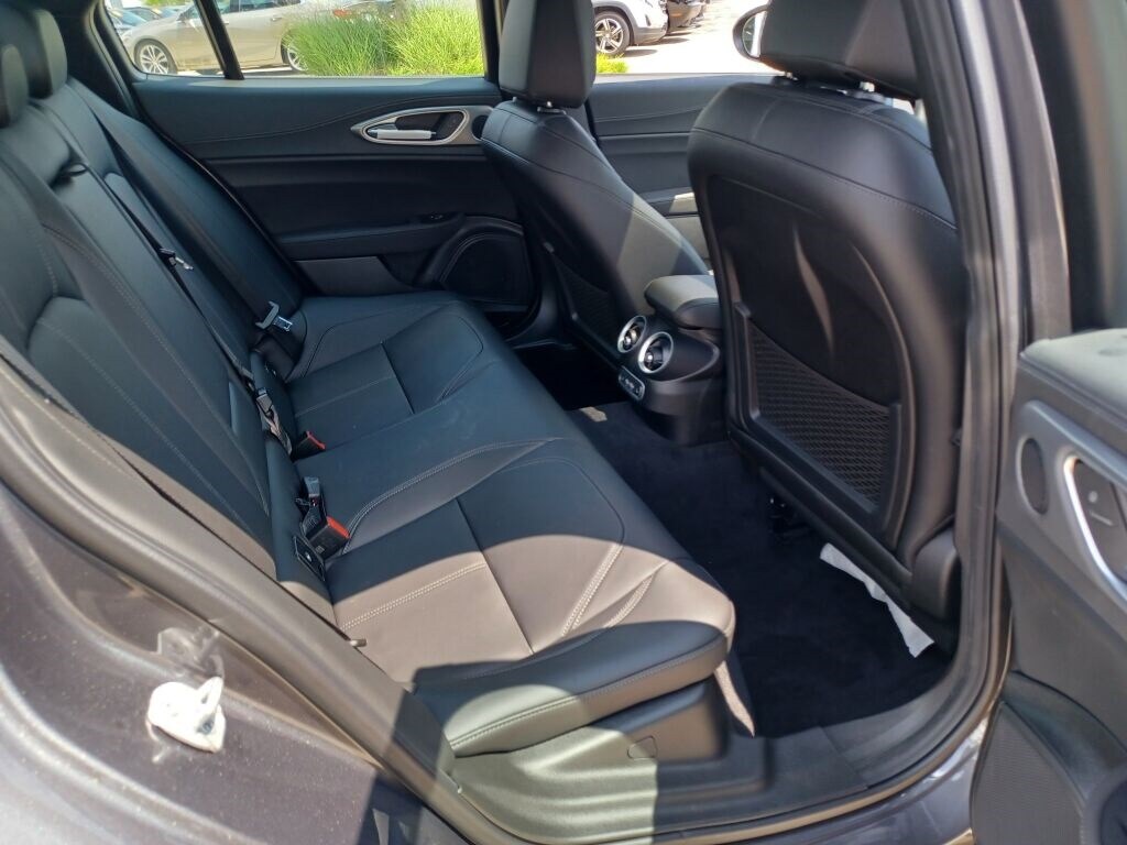 2024 ALFA ROMEO GIULIA (952) - Image 9