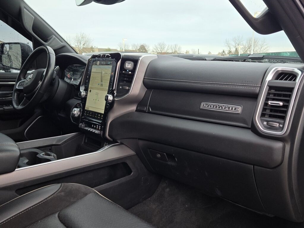 2023 RAM 1500 - Image 7