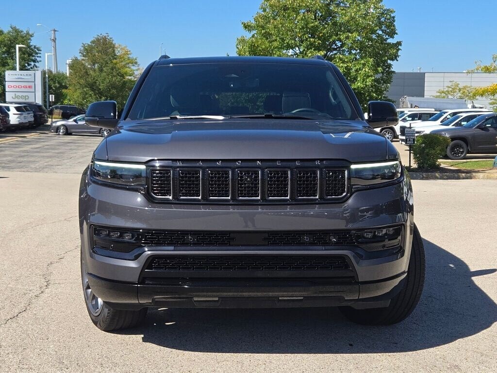2024 Jeep Grand Wagoneer L II photo 3