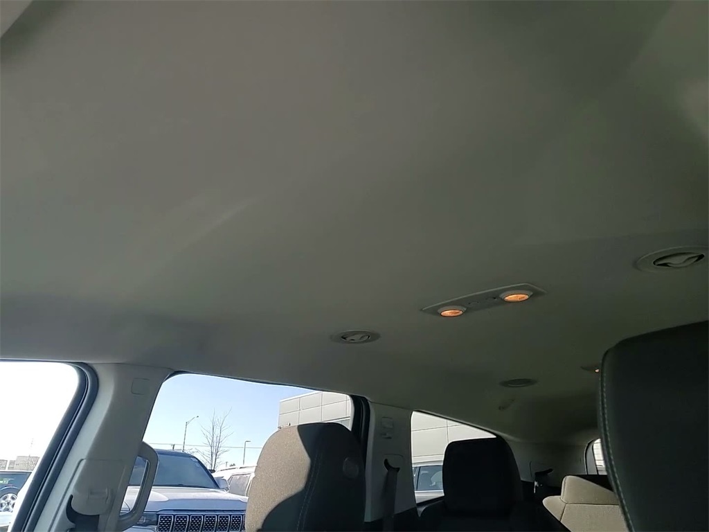 2017 CHEVROLET TRAVERSE - Image 32