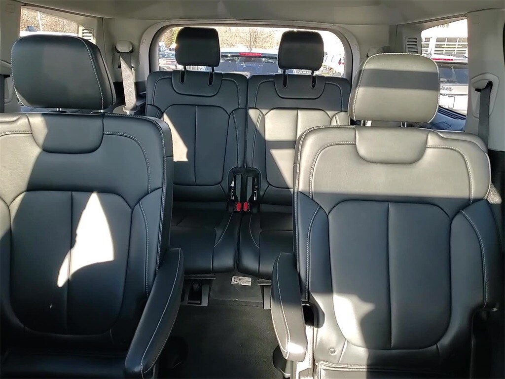 2022 JEEP GRAND CHEROKEE L - Image 20