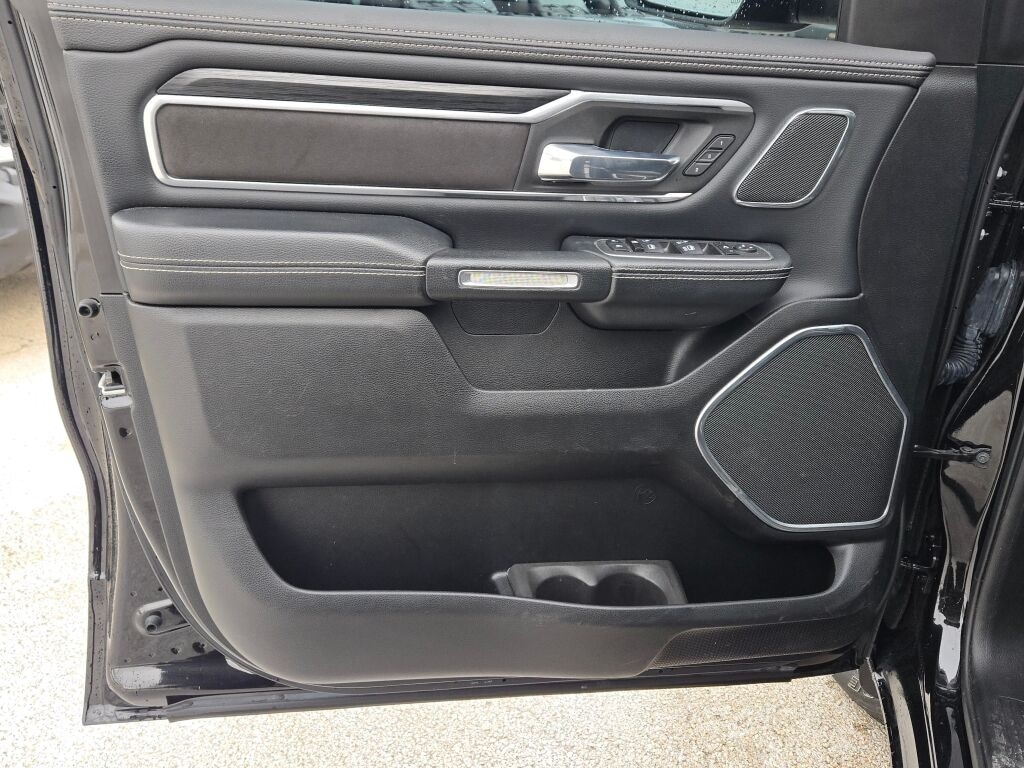 2023 RAM 1500 - Image 21
