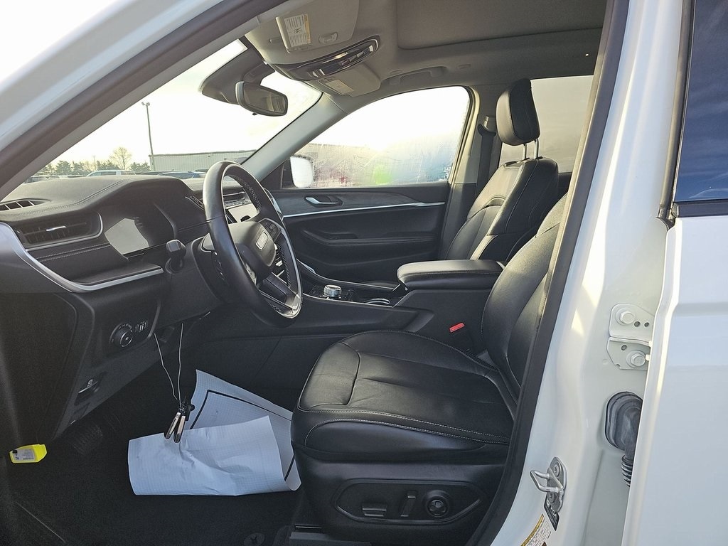 2022 JEEP GRAND CHEROKEE L - Image 6