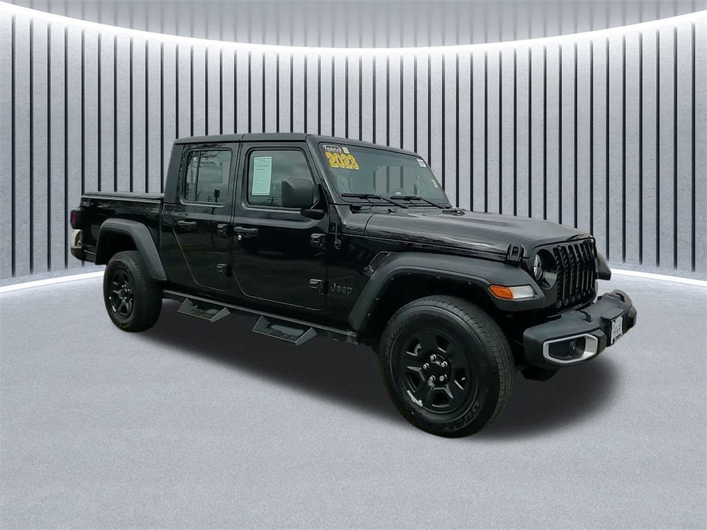 2023 JEEP GLADIATOR - Image 2