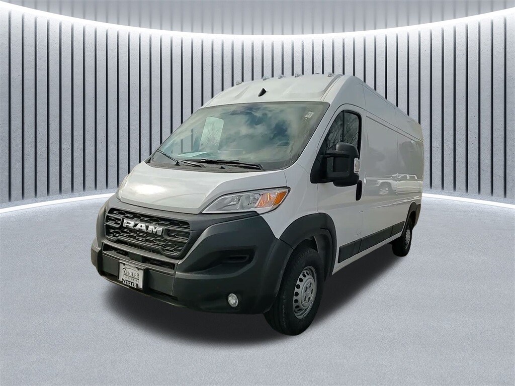 2025 RAM PROMASTER 2500 - Image 18