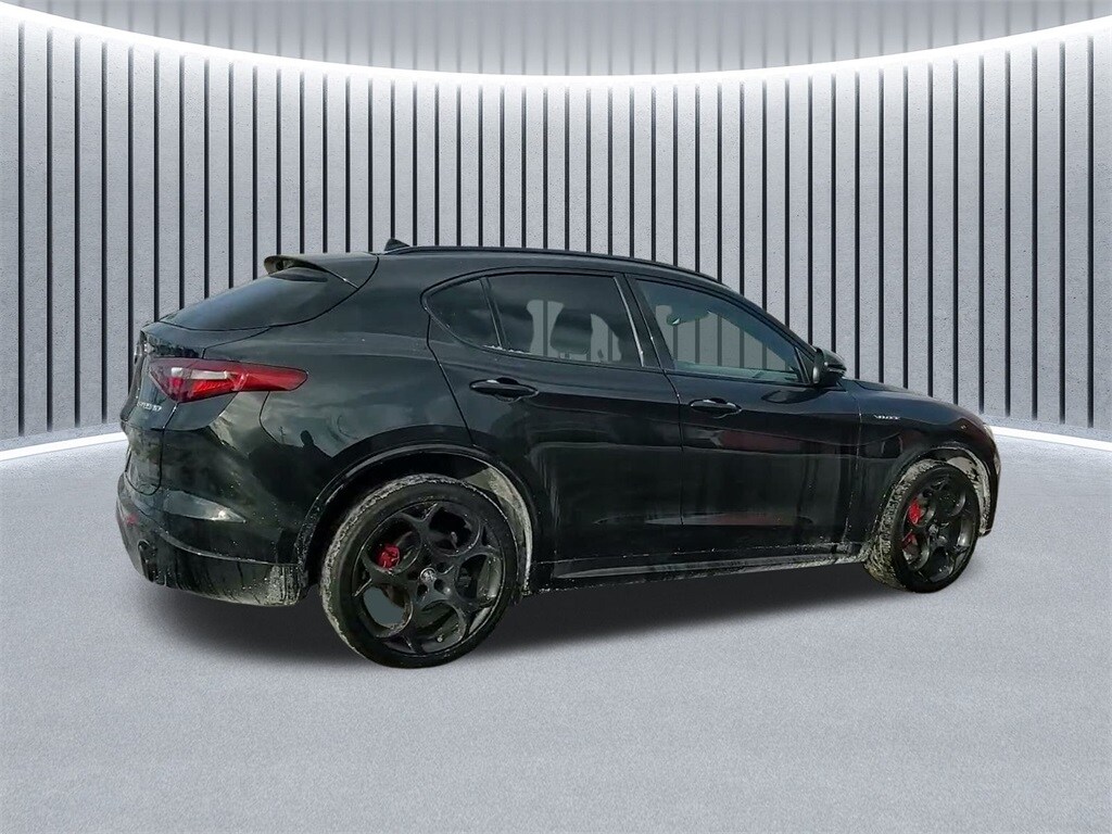 2022 ALFA ROMEO STELVIO - Image 7