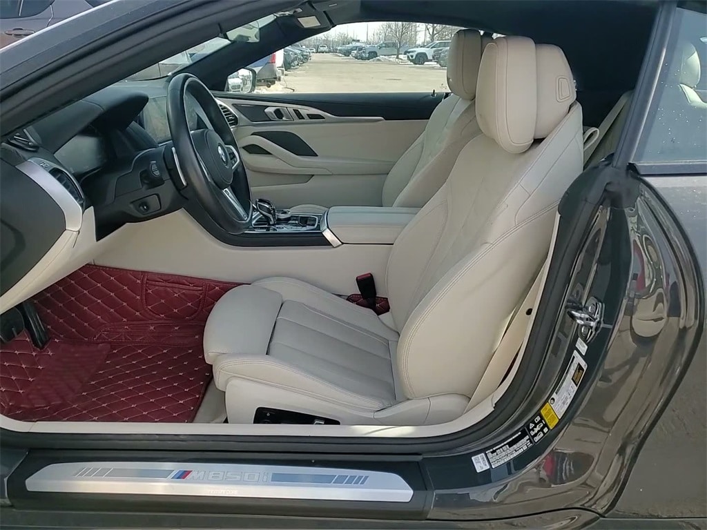 2022 BMW M850I - Image 26