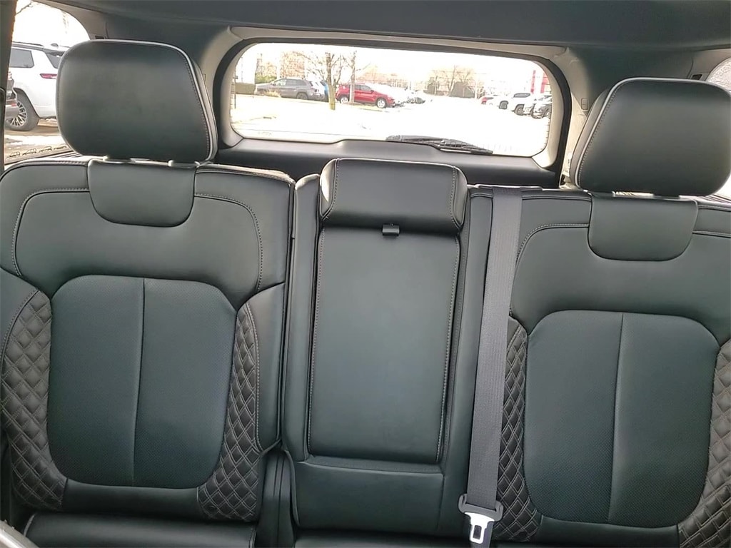 2025 JEEP GRAND CHEROKEE - Image 20