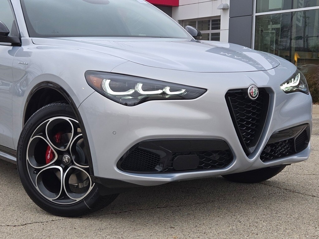 New 2025 Alfa Romeo Stelvio SUV